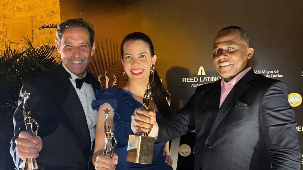 La Dirección de Estrategia y Comunicación Gubernamental de la Presidencia de la República Dominicana triunfa en los Premios Reed Latinos 2024 en Colombia